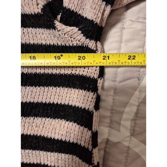 Wildflower Striped Buttersoft Sweater with Hood-Size L-NWT - Picture 9 of 9